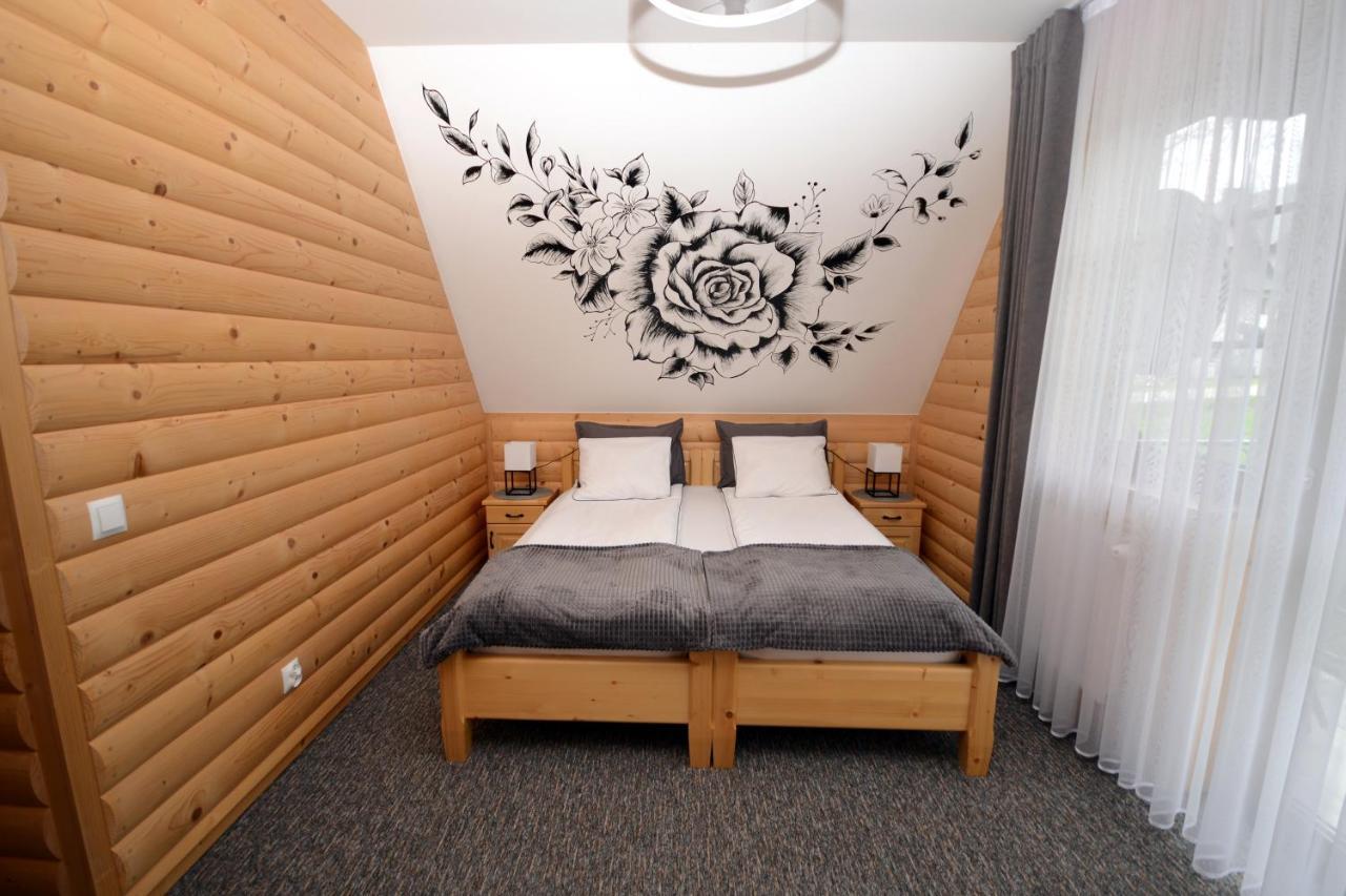 Udany Apartment Бжеги Екстериор снимка